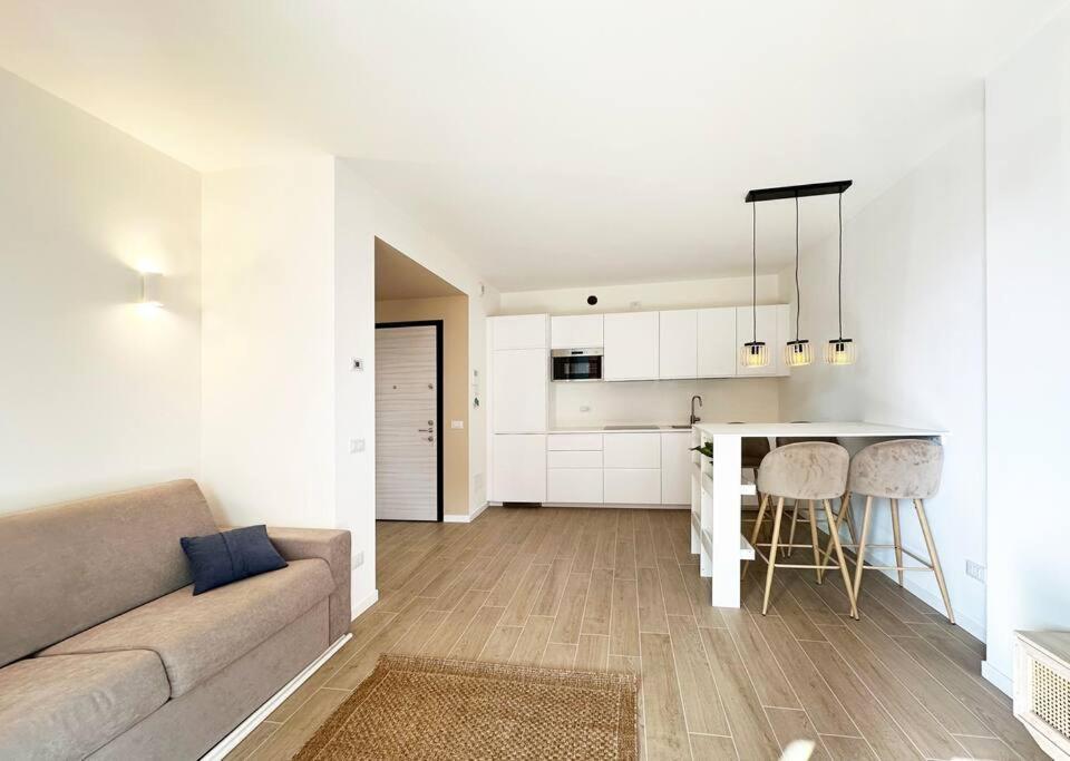 Scandinavian House-Milan City Centre Apartamento Exterior foto